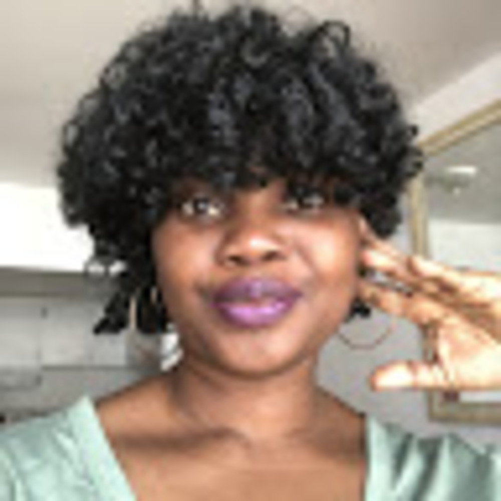 Meet your Posher, Yemisi